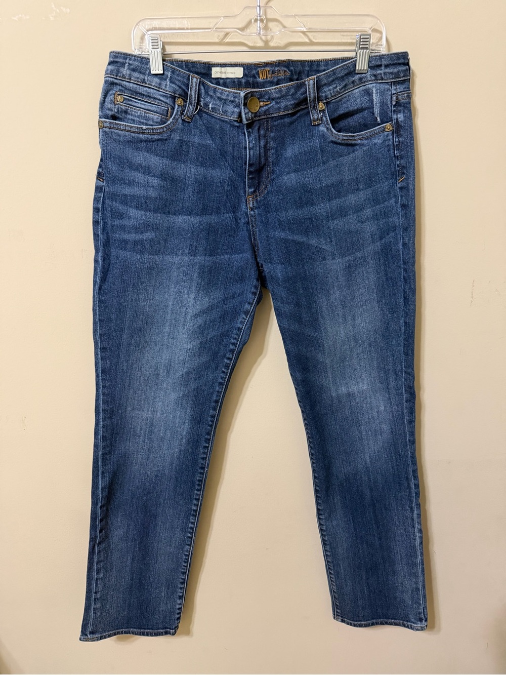 Kut from the Kloth Medium Dark Blue Catherine Boyfriend jeans 12 euc cotton